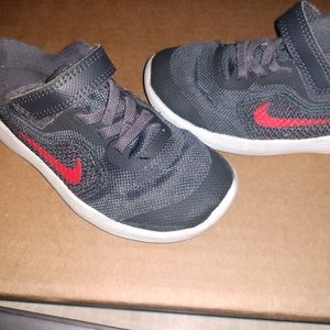 Nike 9c boys shoes